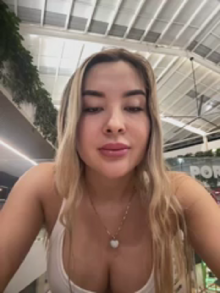 Alexa_seexy1