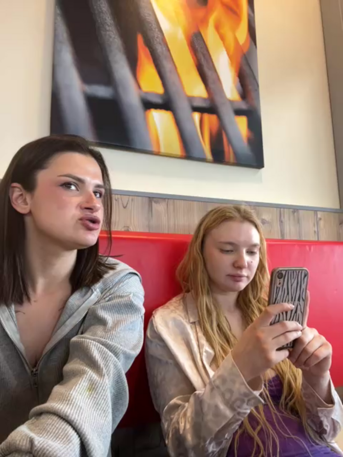 AmmyHot