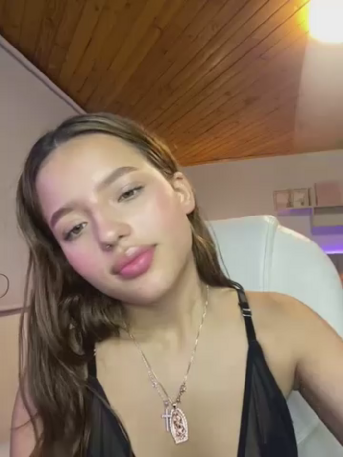 Sofia18_pinkk
