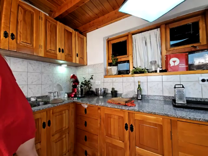 Elnonoykeila77