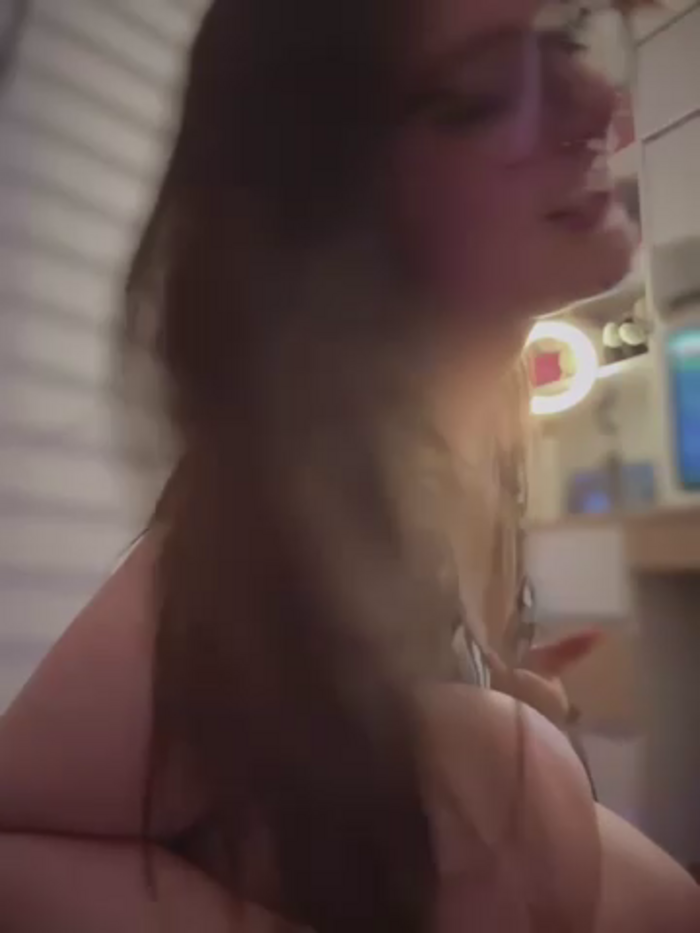 Megan_lu2
