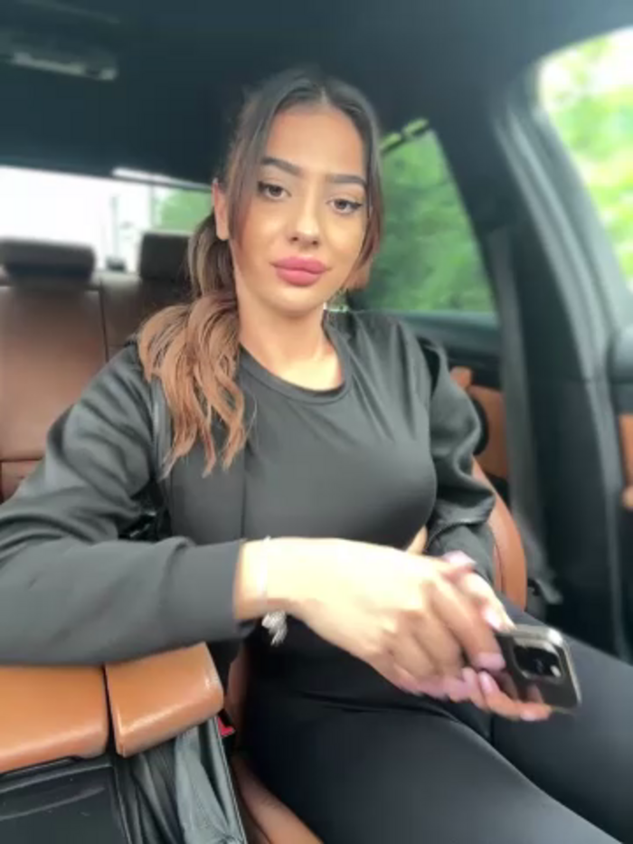 LaraVegas_
