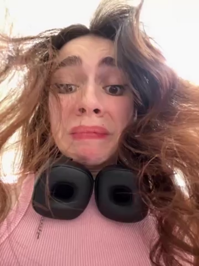 Lily__Belle