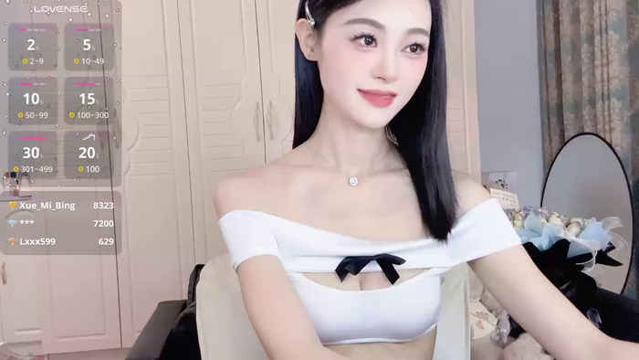 Mila825