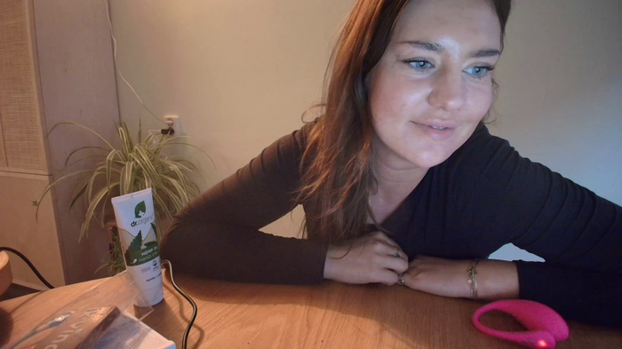 Nina24
