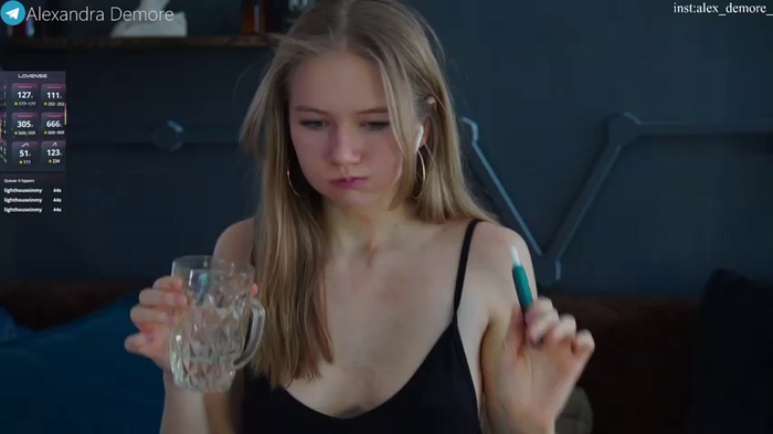 Alexandra_Demore