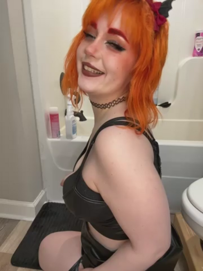 Angel-Lewd-Cake