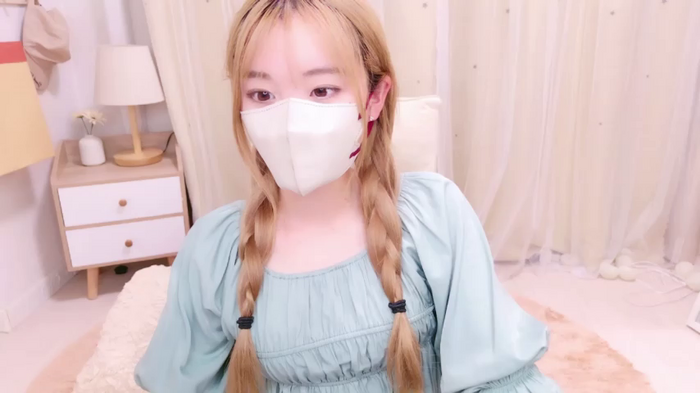 MOMONA_xo
