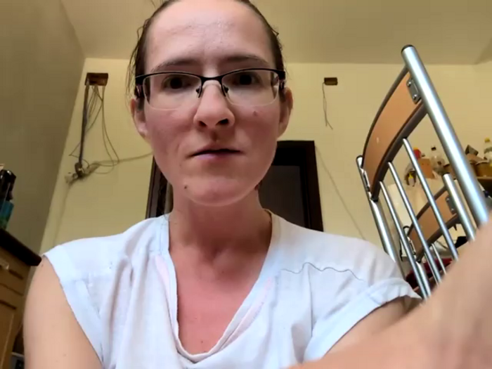 Milky_hairy_mommy