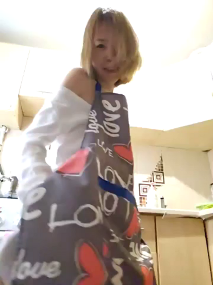_-_____________________-_