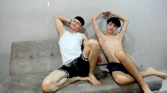 pelusos_mens