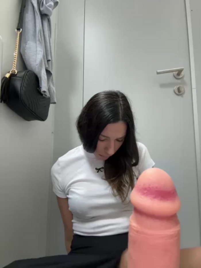 _MiaQueen_