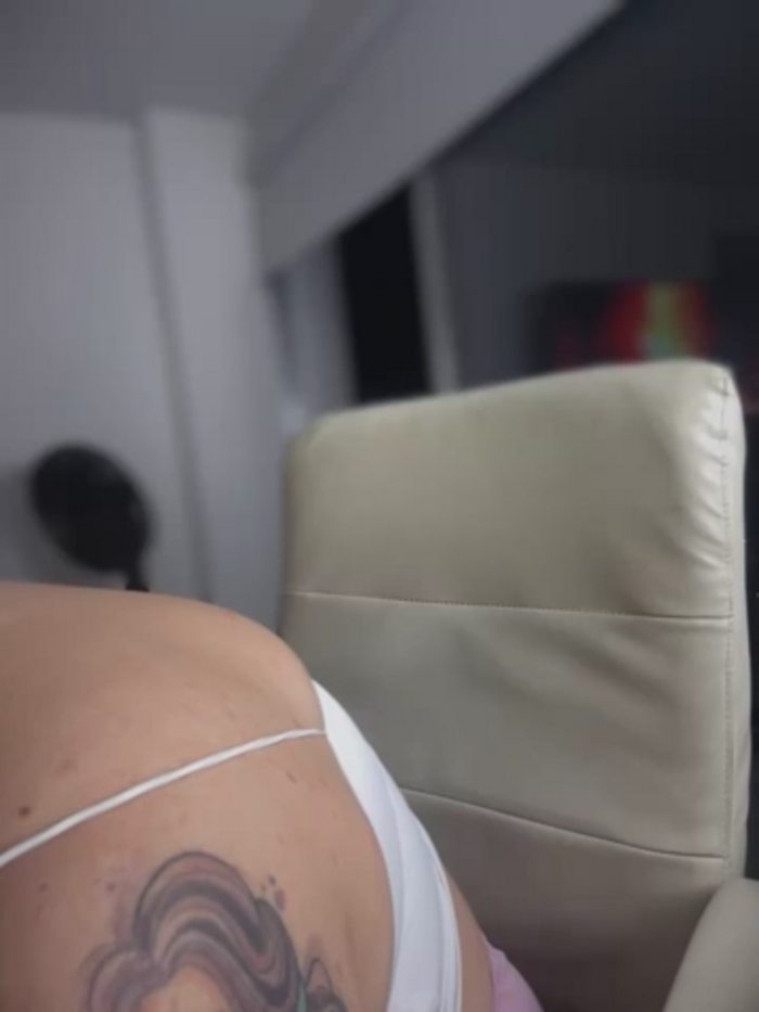 horny_roomiess