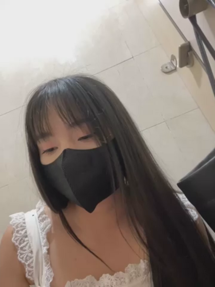 Asia-Lynn