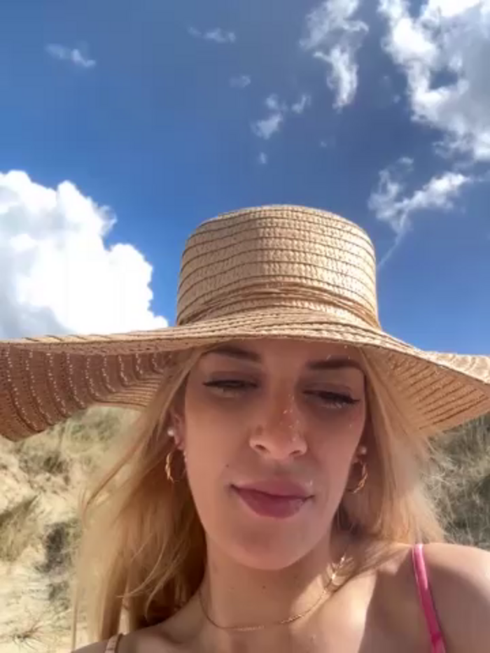 Bellalolahot
