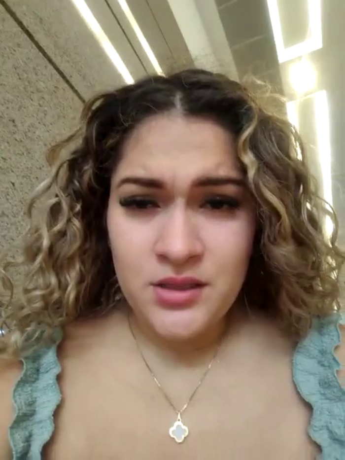 Sara_smiiith211