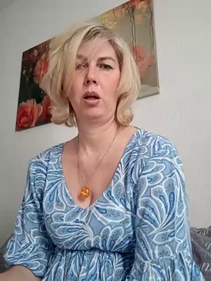 stellahere8