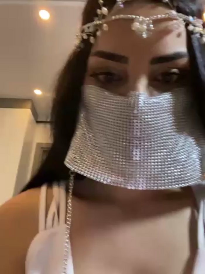 Ahu_Mask01
