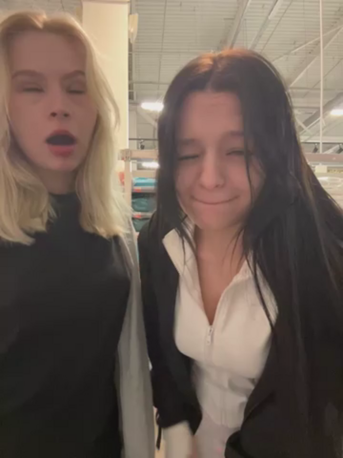 Cum_girlss