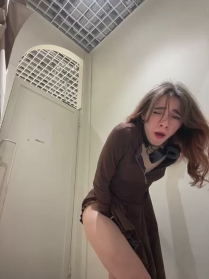 Lily__Belle