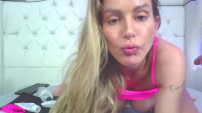 carolinesampaio