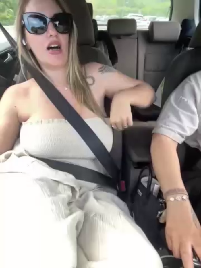 Megan_off