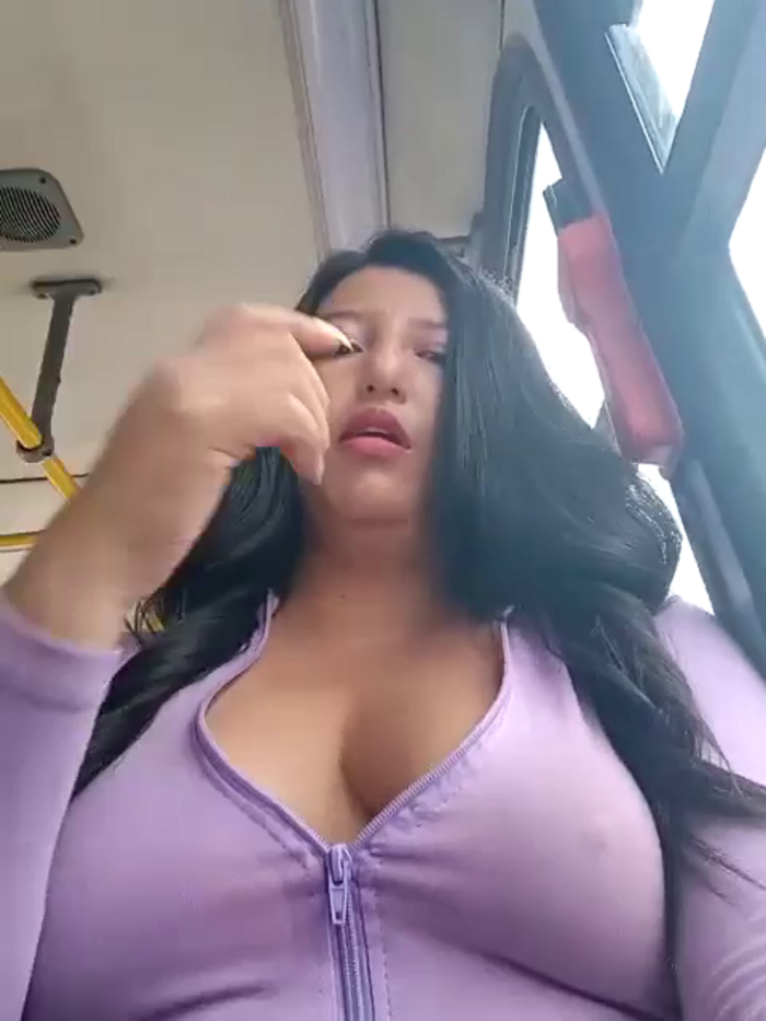 Melany_daring
