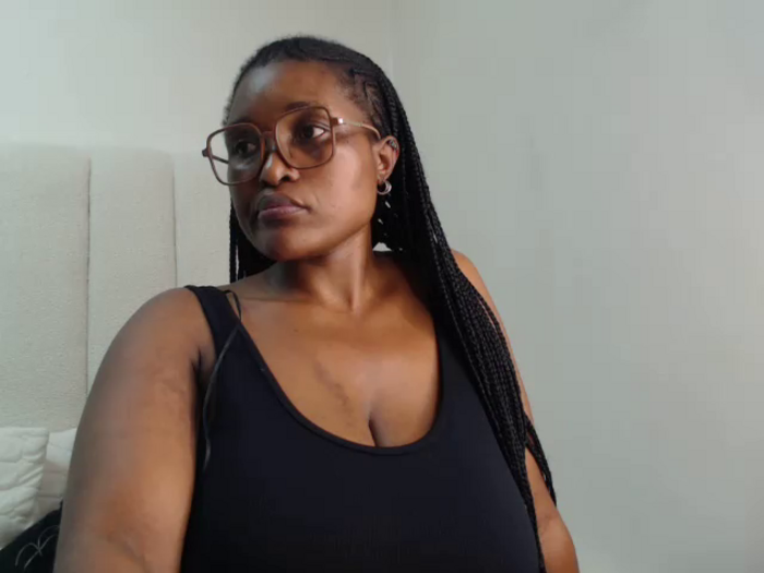 Bustygoddess32