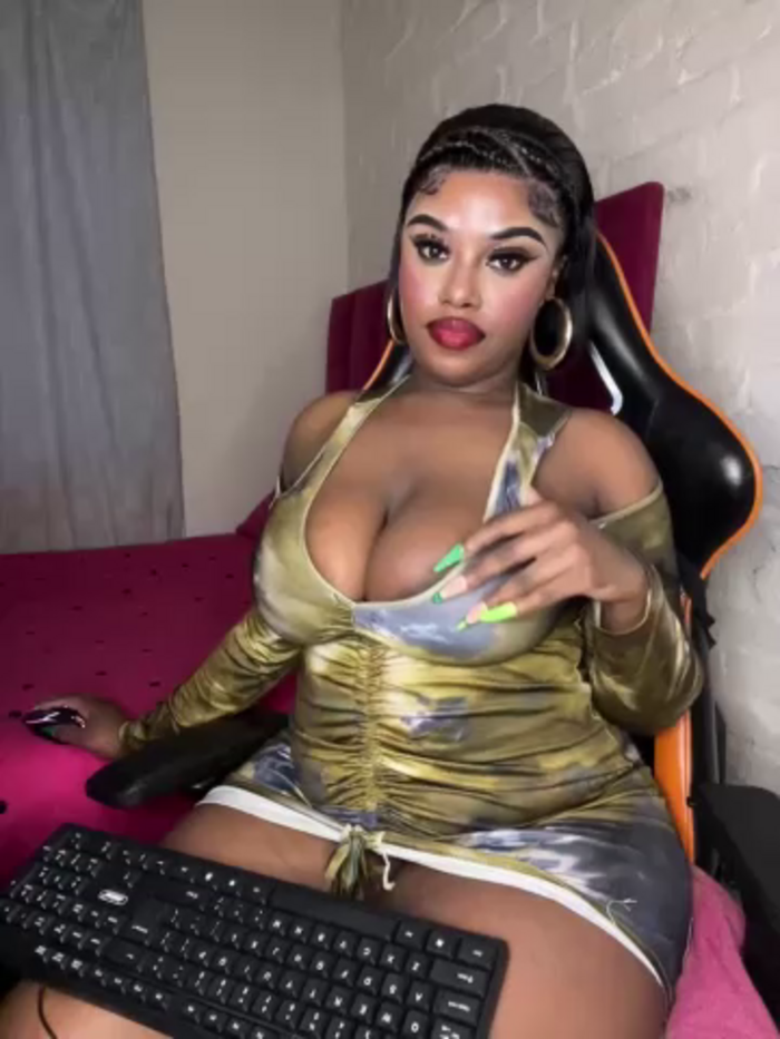 EXOTIC_BEAUTY25_X
