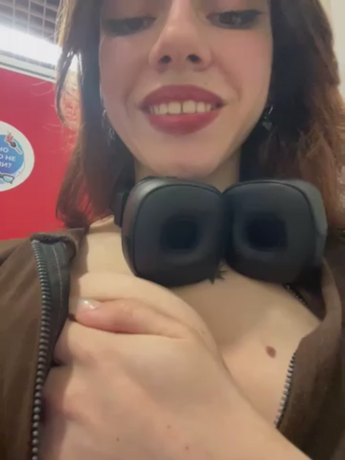 Lily__Belle