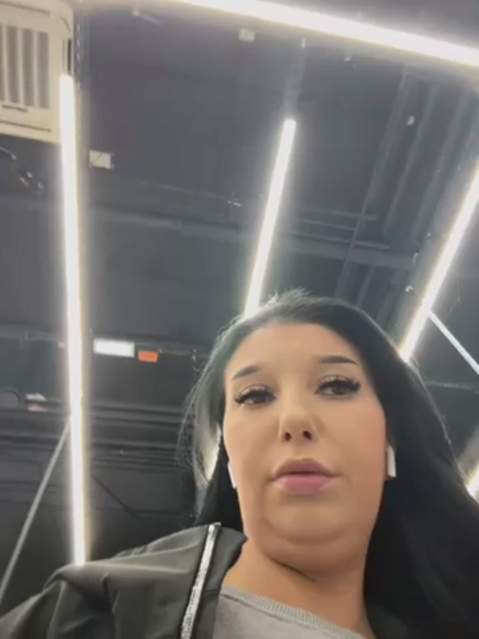 Tisha_Busty