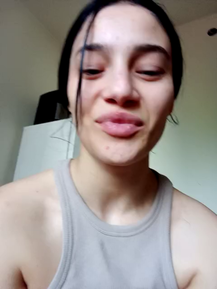 Virgin_Pussy_Love