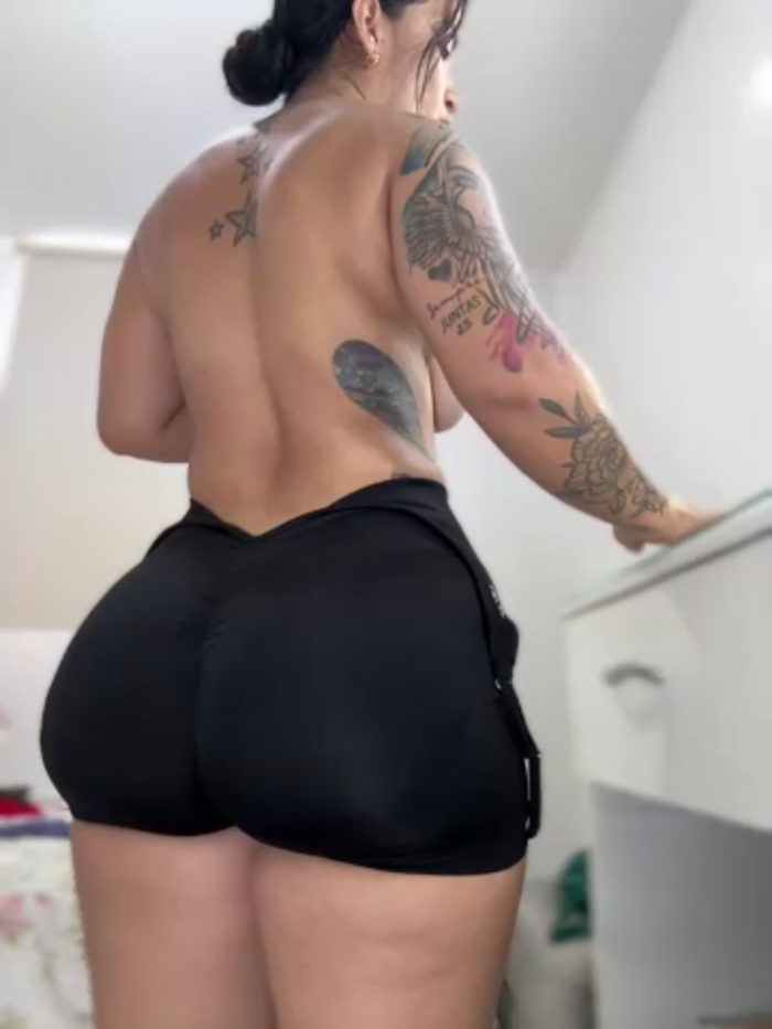 lau_ass_goddess