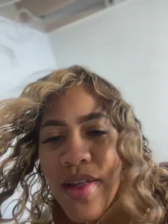riri_brunnete