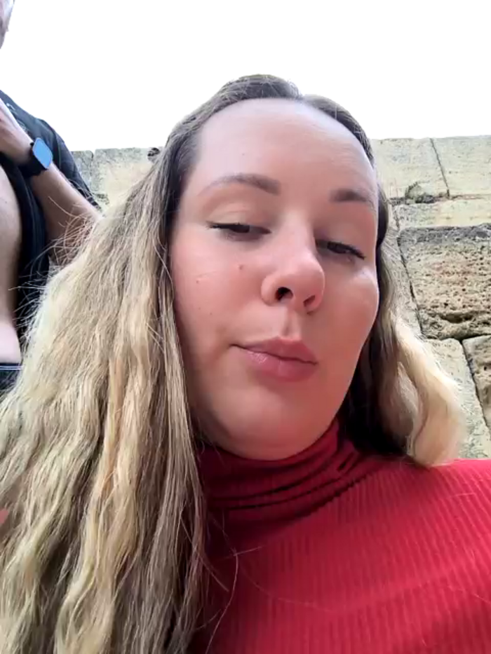 Mona_Plus