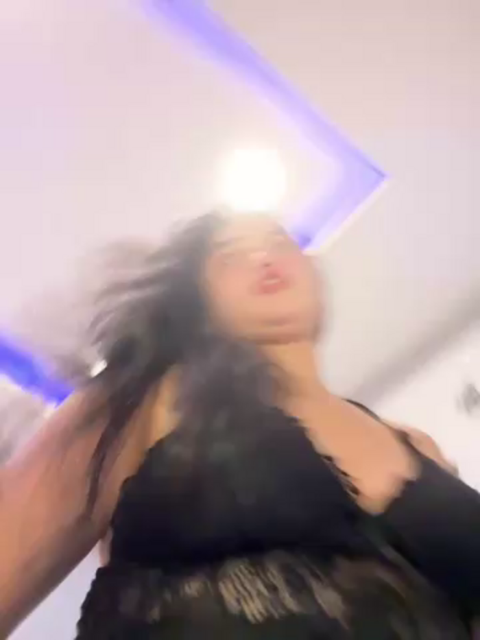 Bella_nasty69