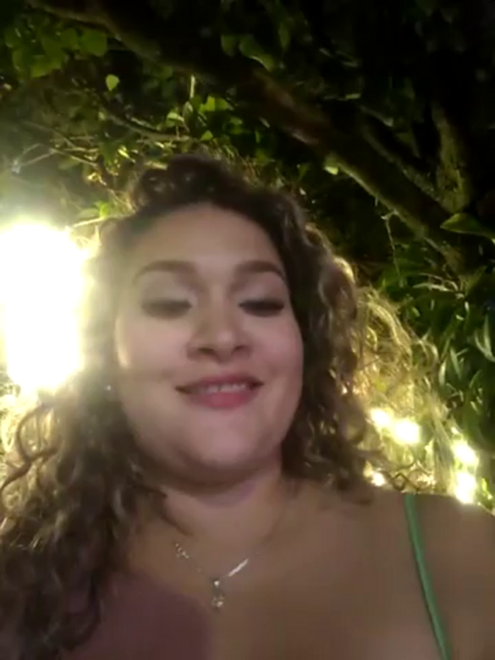 Sara_smiiith211