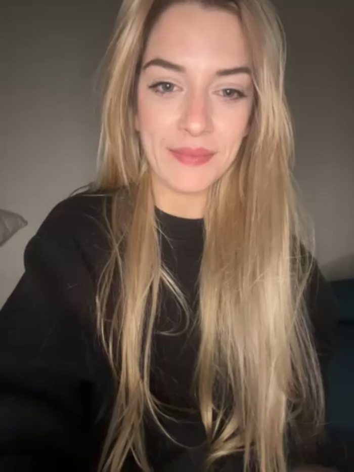 Bellalolahot