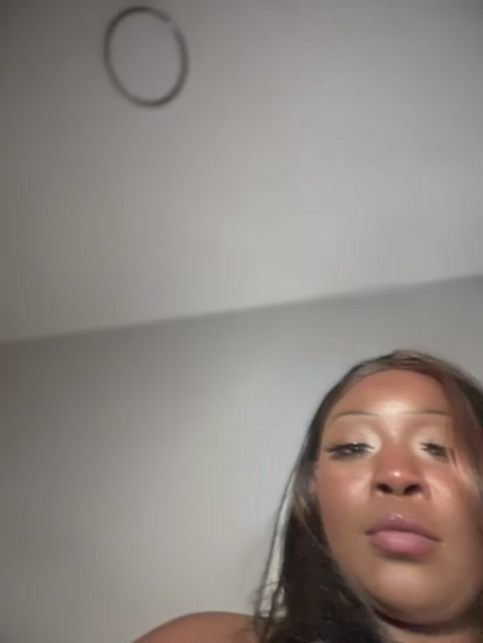 HOTMILFKATIEE