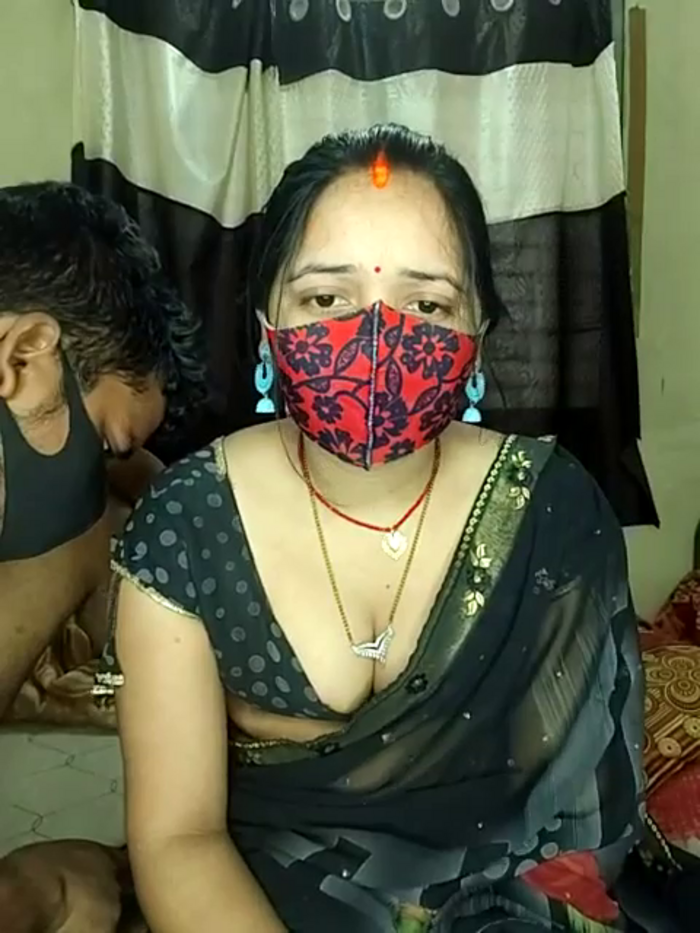 Sexy_Riyaqueen77