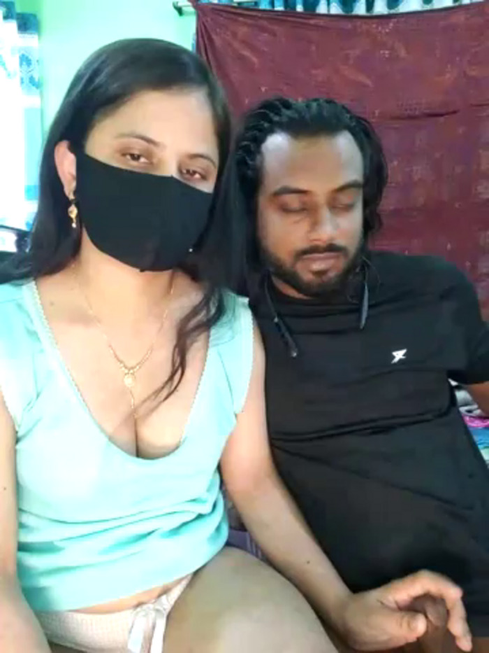 Younger_Couples