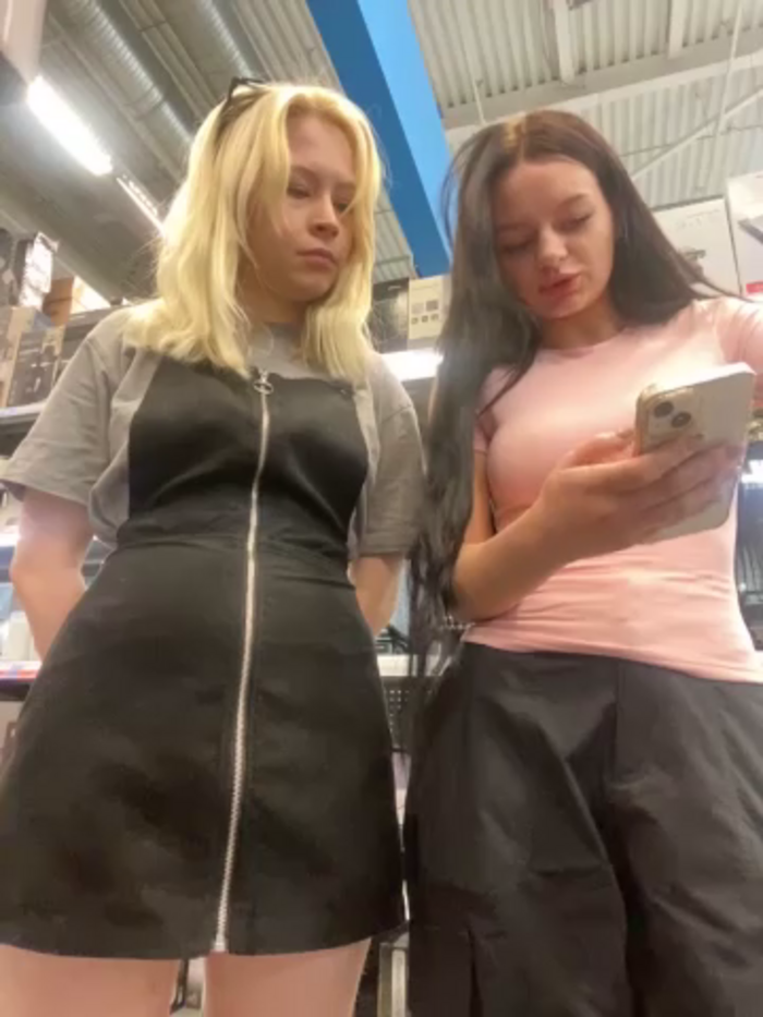 Cum_girlss
