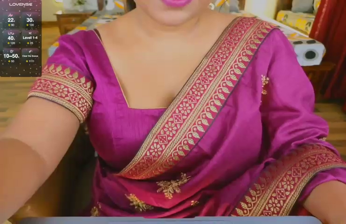 sneha_hussy