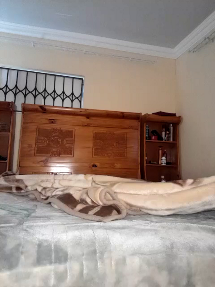 NUBIANZANELE