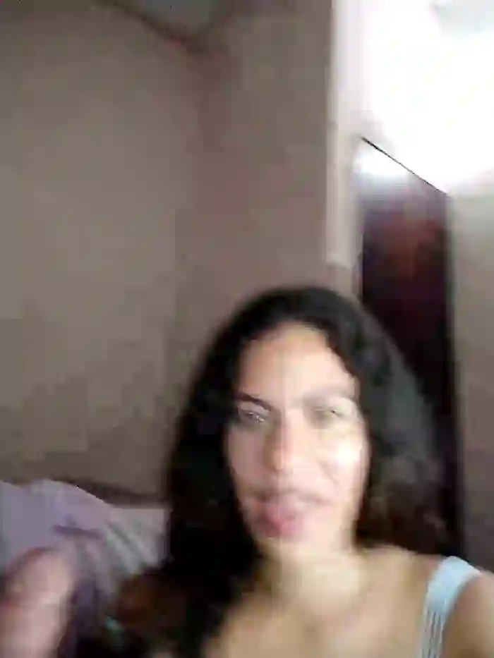 2025/05/18/stripchat-roman_and_jessie-23-44-53