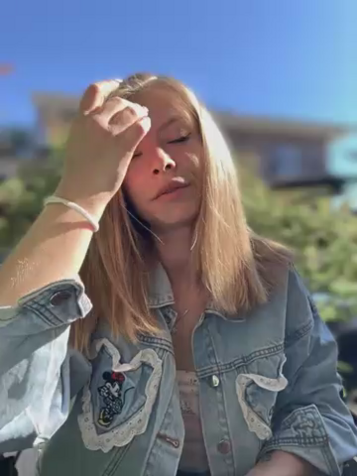 AnastasiaAniess