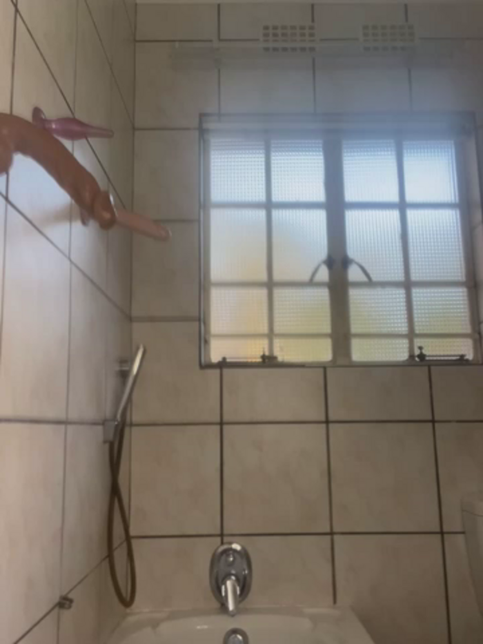 Bustygoddess32