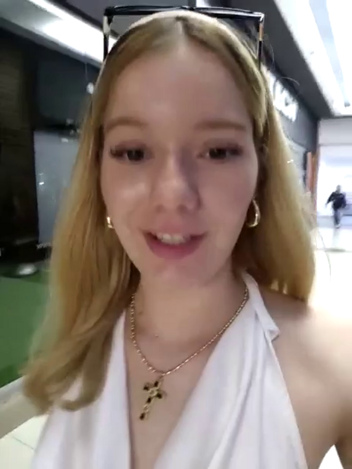 NicoleCut