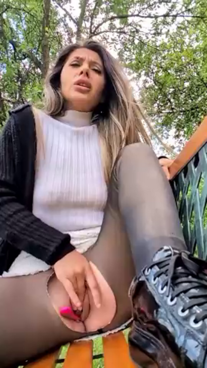 cleosexxylittle07