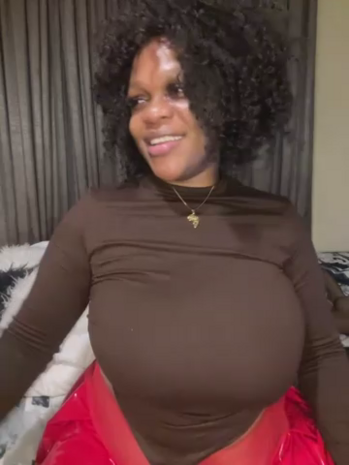 Boneca25